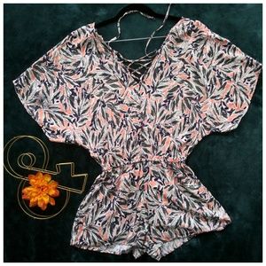 🌿 Leafy Micro Romper XS (loose fit)